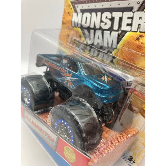 Hot Wheels Monster Trucks Illuminator 1st Edition 2012 Spectra Flames Topps Card - Picture 3 of 4